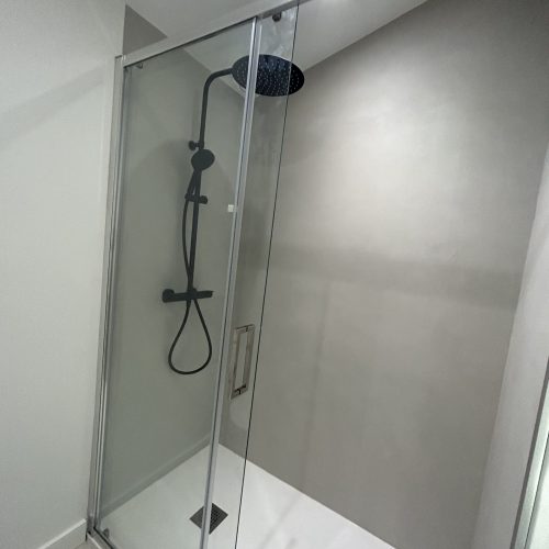 Transformation d'une dependance en salle de Sport avec douche Toulouse 31 Haute garonne 12 Rénovation maison sur Blagnac 31